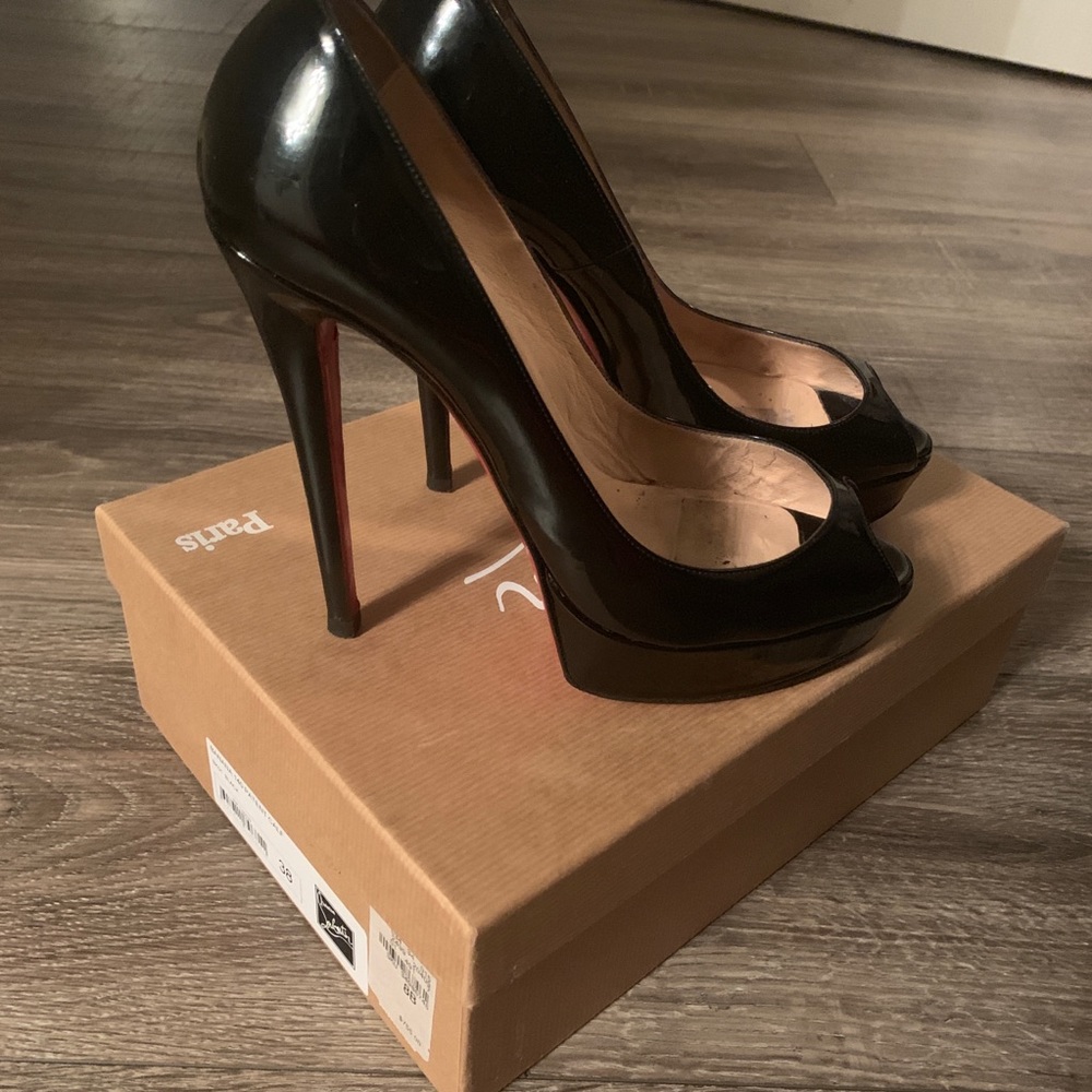Christian Louboutin Banana 140 Patent Calf sz 38